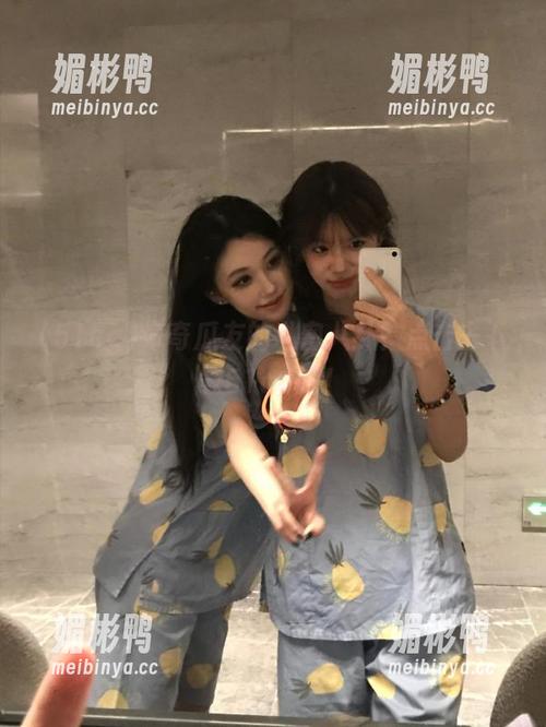 好奇瓜友的私密八卦？点击去下载51cg吧！