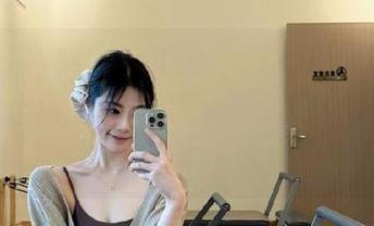 病人也能上“51吃瓜”的校园线路，上课时间不停，有一种尴尬叫老师带着瓜来上课！