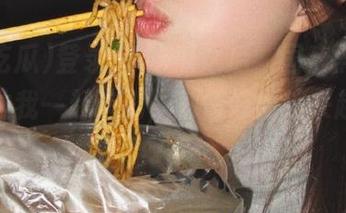 登录51吃瓜之后，国产黑料仿佛在拉我一起追剧，剧情好像越来越劲爆了！