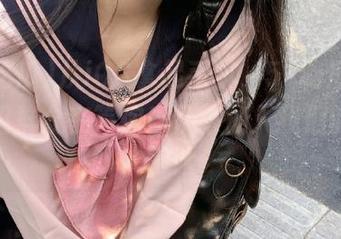 从iOS拿起手机，51吃瓜的热心朝阳群众在等你！快来加入我们的涌动吧！