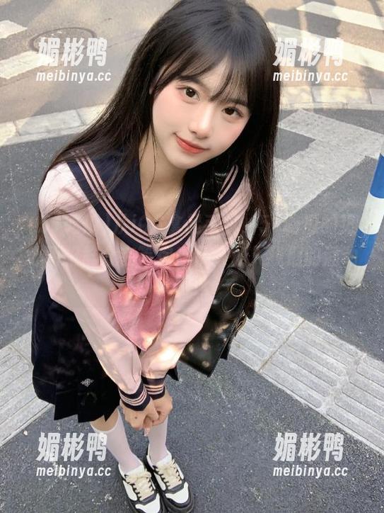 从iOS拿起手机，51吃瓜的热心朝阳群众在等你！快来加入我们的涌动吧！