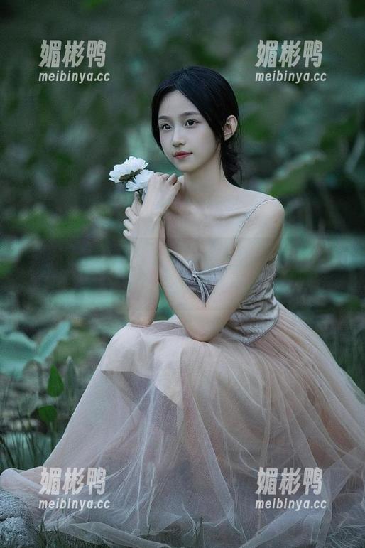 在51吃瓜网苹果版上，看免费网址的时候，我的眼睛都不够用了！