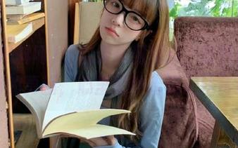 当你无聊到极点，打开51黑料网的更新，心里那种暗爽无法言说。