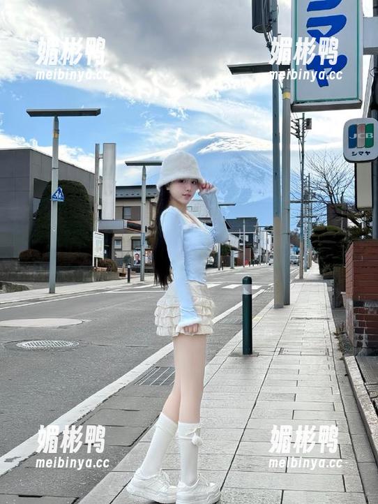 欣赏了万篇长征-黑料不打烊668.su的苹果版，下载完才意识到自己被勾引得不轻。
