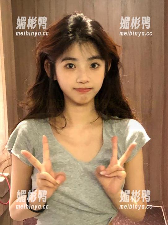 就这样，91黑料永久在线在我心里留下了印记，随时上线就闻到瓜香