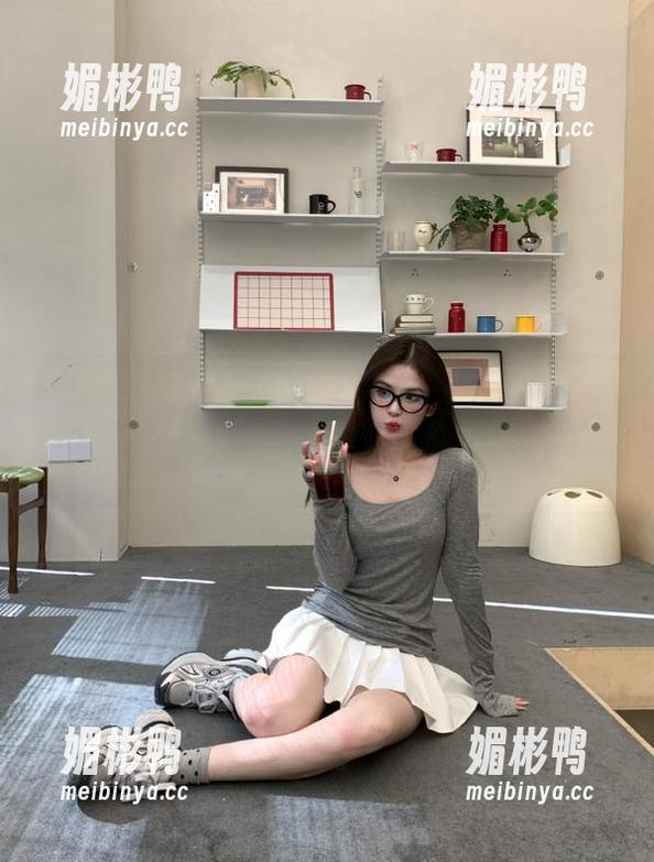 每次在91黑料网观看，总能掀起一阵好奇，但心里又有种怪怪的感觉。