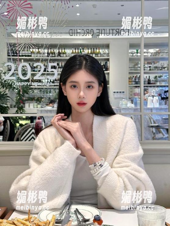 “92吃瓜网”免费版：今晚吃瓜打卡过来嗨！
