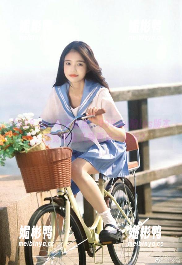 998.su 每天必点:998.su的ios版本,感觉距离八卦更近一小步?