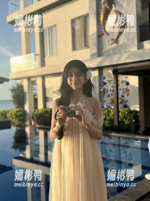 朋友推荐“cgcg.app”网页，结果我成了长草的小白兔。