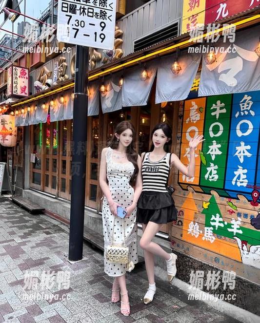 深夜淘宝“www.黑料”网页，手在滑，心在抖…