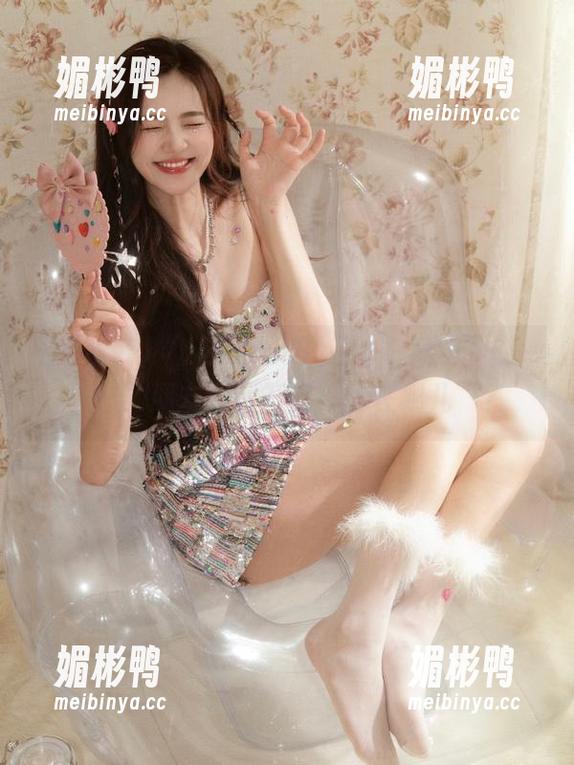 zzzttt “zzzttt48.com苹果版”刚一发布,朋友圈就开始“你在哪儿”?