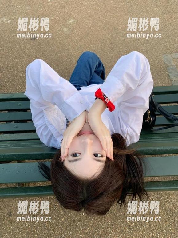 用iOS看五一吃瓜黑料网，我的耳朵快受不了了！