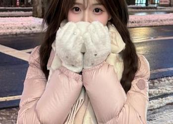 悲伤视频分享：在五一黑料里，瓜又是一种无奈的享受！
