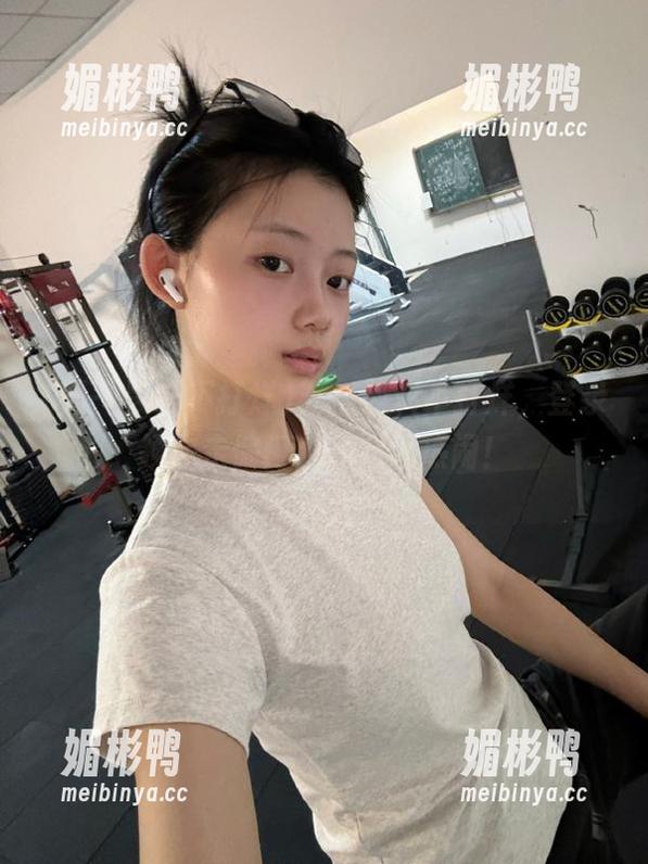五一黑料不打烊 五一黑料不打烊,登录领你走偏门,一起看热闹!