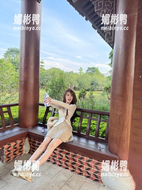 免费吃瓜上线新线路，不怕看不到更新的内容，反正天天都钻！