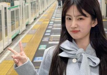 打着app的幌子，吃瓜网的资源像个无底洞啊，刷着刷着就停不下来。