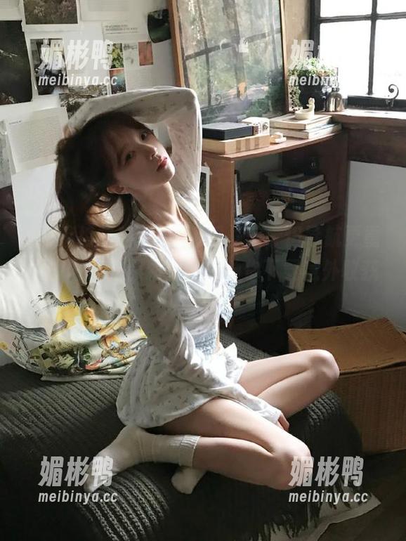 瓜虽美，但导航更重要！好莱坞黑料正能量助你下载意外收获！
