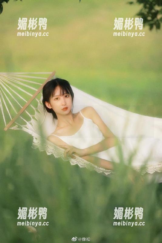 “我要吃瓜”app，完全是设计让人“一看就停不下来”的节奏