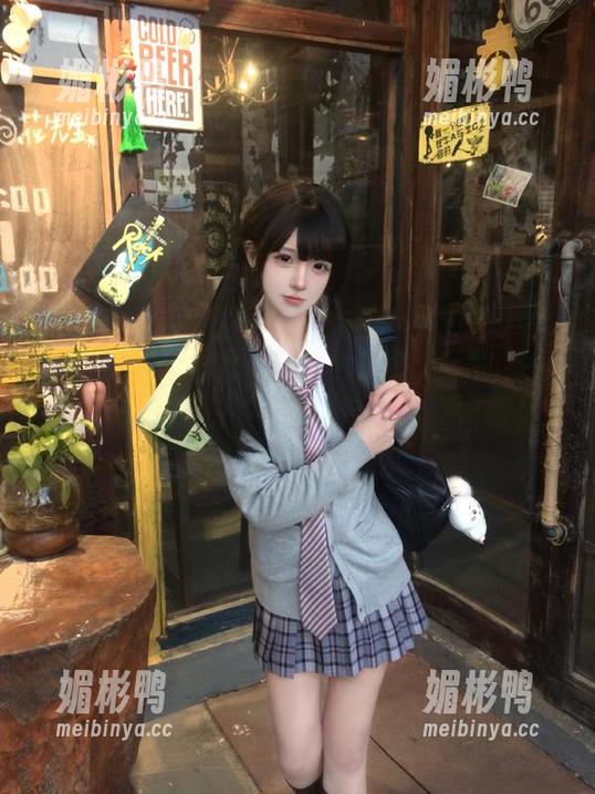 你就得把‘我要吃瓜’的完整视频收藏起来，随时想品味酸甜苦辣！