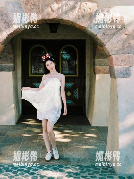 下载‘扒哥黑料’需谨慎，别走错线路了！这话说得真绝！