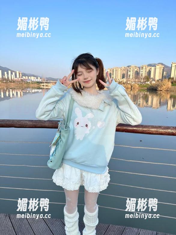 每日吃瓜51 穿越云端,免费试用每日吃瓜51app,感受舆论纷争的魅力