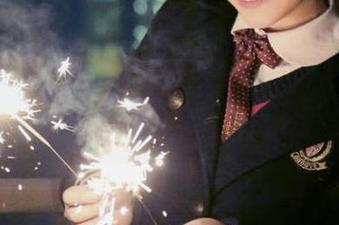 网曝吃瓜发布：那边的瓜有人咬了，我一口未尝！