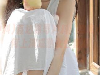 直达黑哥冲料：瞧瞧小小鱼如何上演成熟女性套路