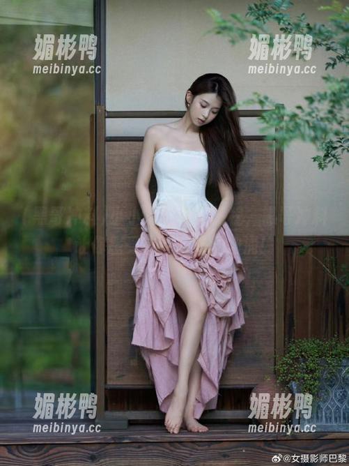 小小鱼的永久旅程，黑哥冲料让你感受水中的波涛汹涌！