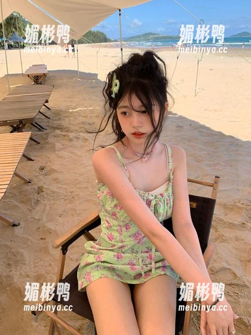 最新黑料不打烊tttzzz：融入苹果世界，瓜子好吃，别忘了要下载哦！