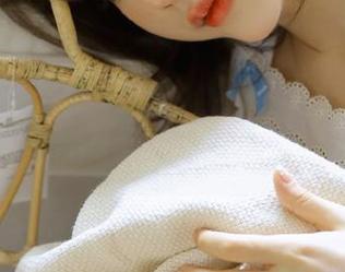 看我在苹果首页上黑料不打烊so，玩得不亦乐乎！