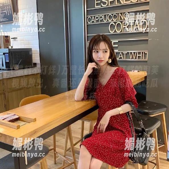 黑料不打烊 万里长征黑料不打烊的泡芙视频放出,真香还是假香?来瞅瞅我吃瓜的反应