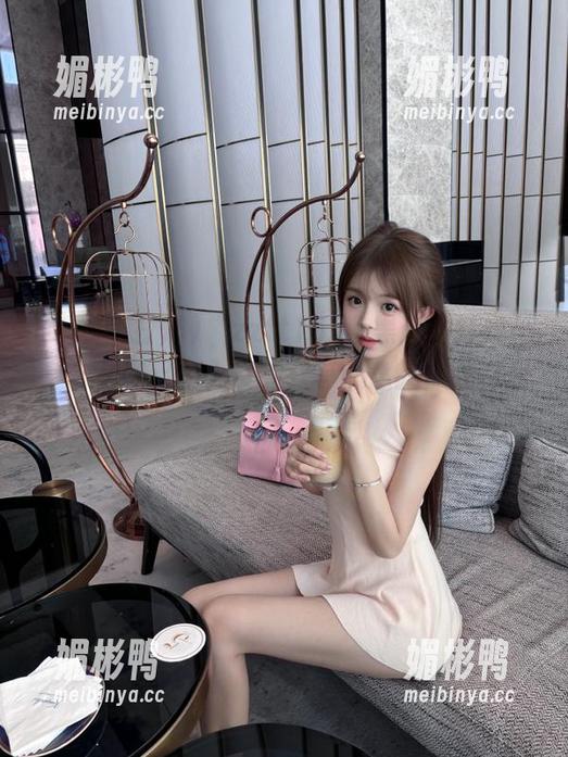 “zztt15.su黑料不打烊”，永久亮起的入口，只等心急的你来探索！
