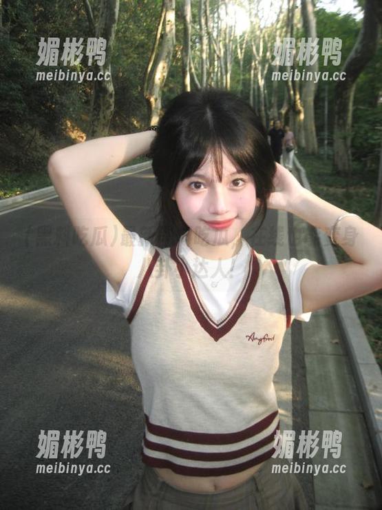 最新黑料吃瓜，在线也能变身八卦小达人！