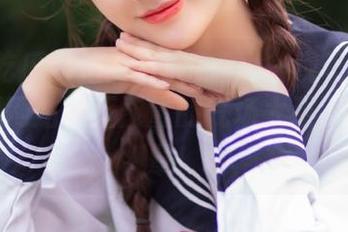 中途插播——观看国产黑料吃瓜网站，正能量的气场太强了，有点晕！