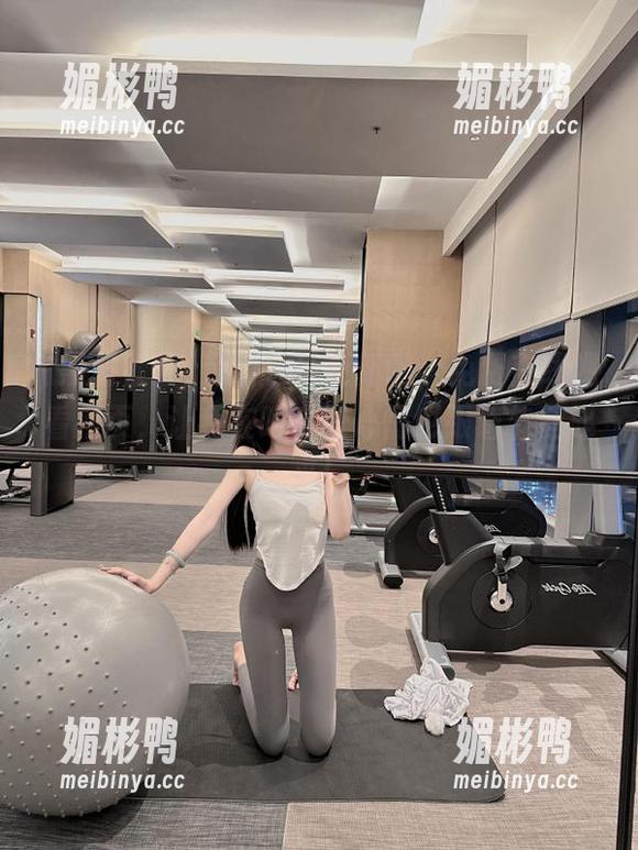 黑料社区更新啦，免费在线观看网页，让我在吃瓜时心情也跟着节奏起来！