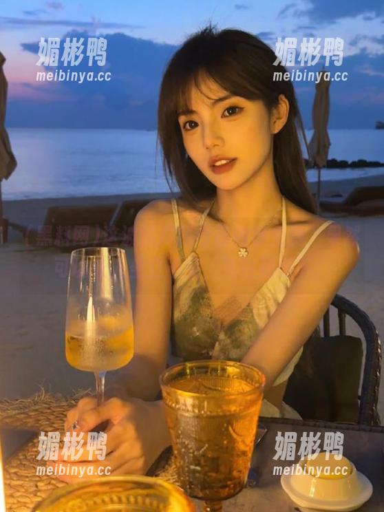 这波黑料网今日内容免费，果然可以让人坐立不安，关注到腿下。
