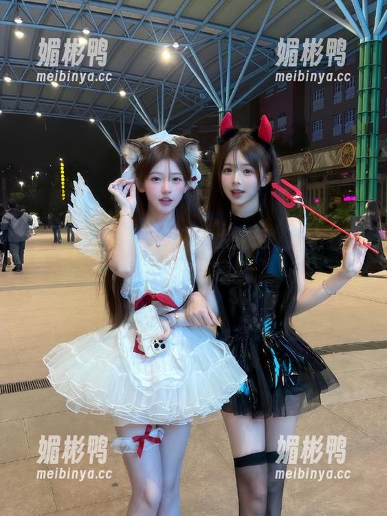 黑料网的入口太魔幻，怎么看都觉得有点意思