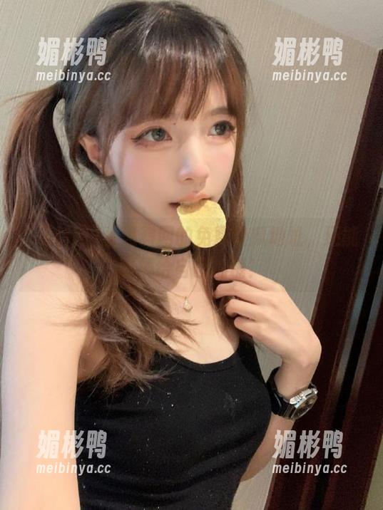 看黑料网的免费吃瓜地址，还能顺便给自己加糖！