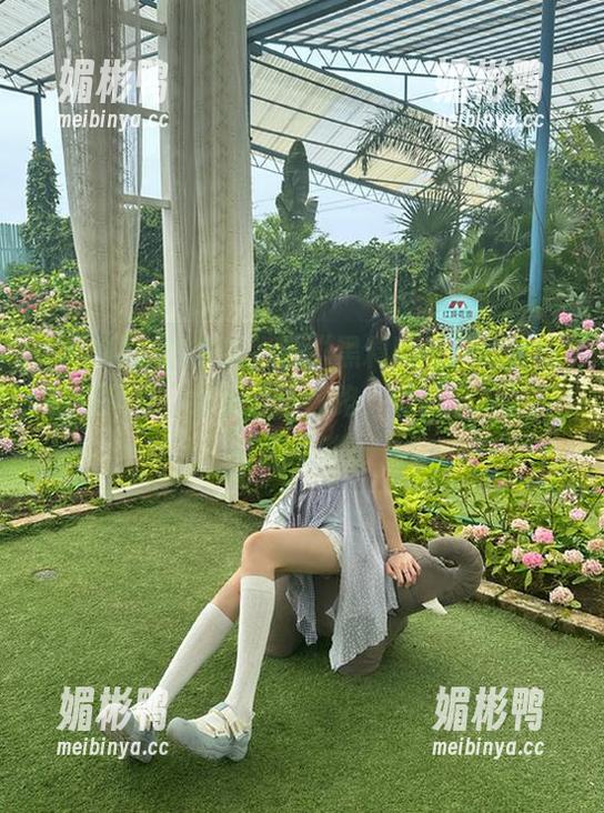 本以为在“黑料网址”能轻松看到风景，结果永不迷路，反而进入了奇妙的深渊。