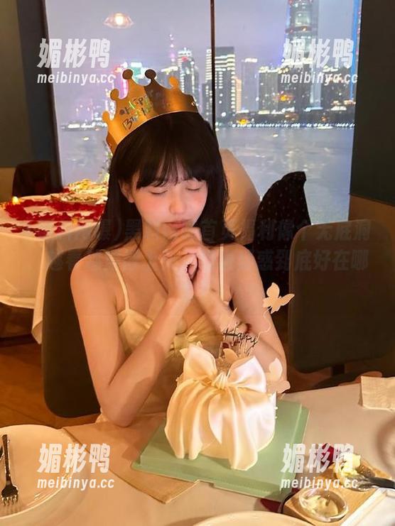 黑料网曝首页福利像个无底洞，越看越觉得上头，但也疑惑到底好在哪里？