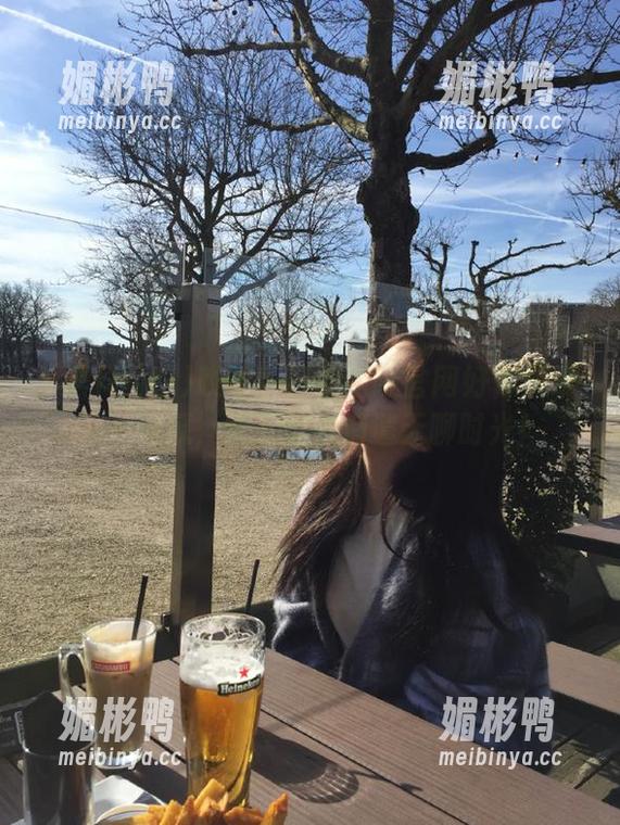 哎呀！黑料网曝官网好像又堆了一堆瓜，快下载来消遣无聊时光！